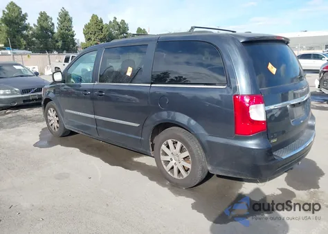 2013 Chrysler Town & Country Touring z USA, uszkodzony, nr VIN 2C4RC1BG6DR690878